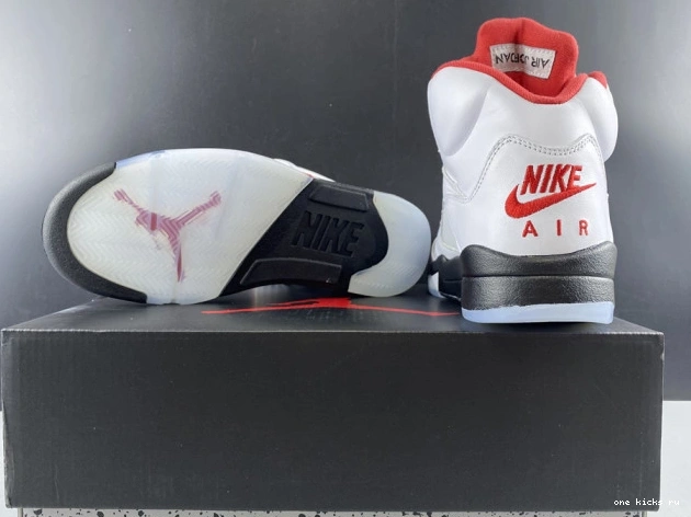 Chep Onekick Silver Jordan Tongue (2020) Retro DA1911-102 Fire Red Air 5 0701